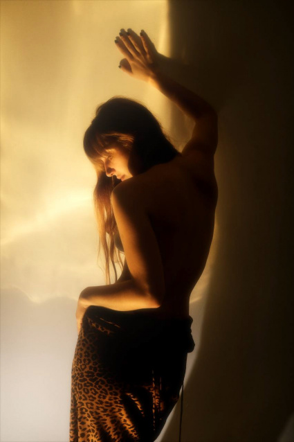 Фотосессия в стиле «Ню» - заказать съемку у профессионального фотографа сети фотостудий Fashion Box в Барнауле – фото № 12