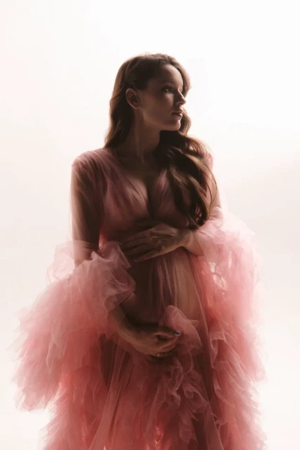 Фотосессия для беременных «В ожидании чуда» - заказать профессиональную фотосъемку от сети фотостудий Fashion Box в Барнауле – фото № 21