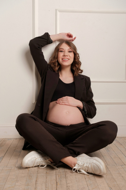 Фотосессия для беременных «В ожидании чуда» - заказать профессиональную фотосъемку от сети фотостудий Fashion Box в Барнауле – фото № 22