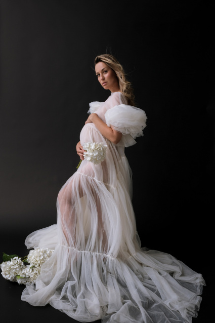 Фотосессия для беременных «В ожидании чуда» - заказать профессиональную фотосъемку от сети фотостудий Fashion Box в Барнауле – фото № 6