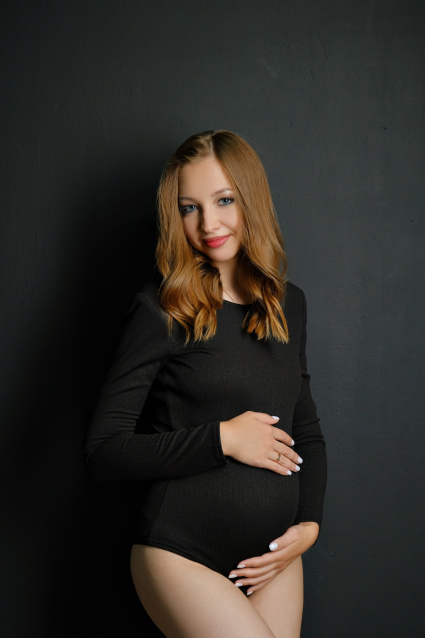 Фотосессия для беременных «В ожидании чуда» - заказать профессиональную фотосъемку от сети фотостудий Fashion Box в Барнауле – фото № 41