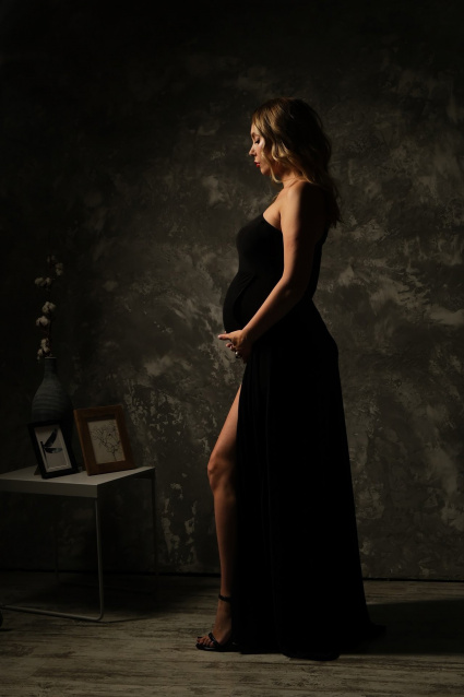 Фотосессия для беременных «В ожидании чуда» - заказать профессиональную фотосъемку от сети фотостудий Fashion Box в Барнауле – фото № 10