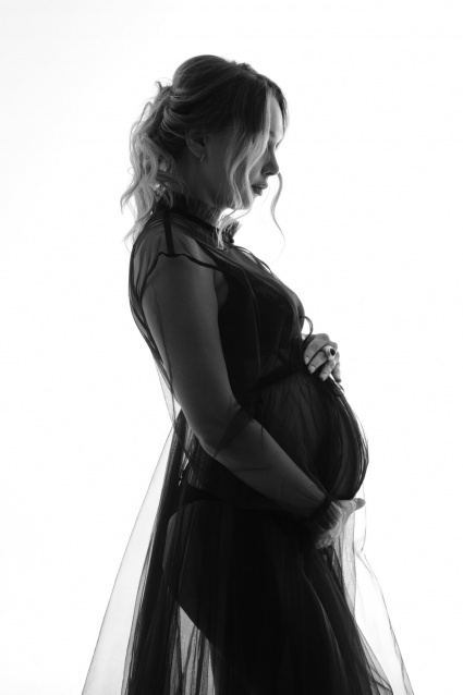 Фотосессия для беременных «В ожидании чуда» - заказать профессиональную фотосъемку от сети фотостудий Fashion Box в Барнауле – фото № 19