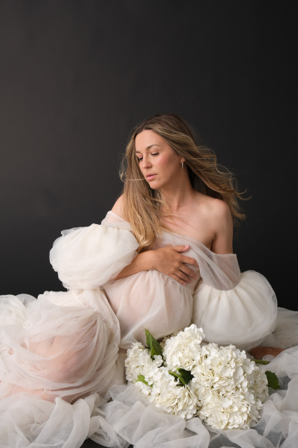 Фотосессия для беременных «В ожидании чуда» - заказать профессиональную фотосъемку от сети фотостудий Fashion Box в Барнауле – фото № 13