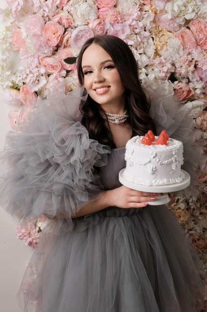 Фотосессия для именинника на День рождения - заказать съемку от профессионалов студии Fashion Box – фото № 23