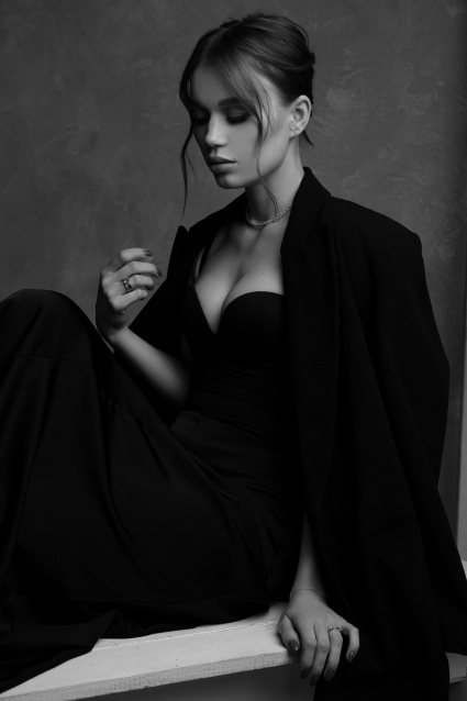 Индивидуальная фотосессия в 2-х образах - съемка от профессионалов студии Fashion Box в Барнауле – фото № 7