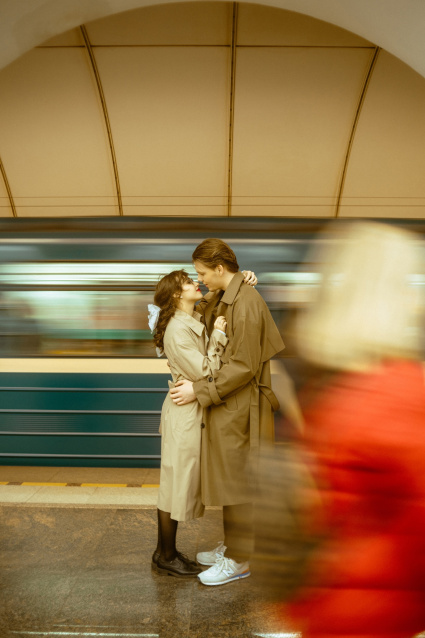 Фотосессия Love Story для пары - забронировать фотосессию в студии от сети фотостудий Fashion Box в Барнауле – фото № 34